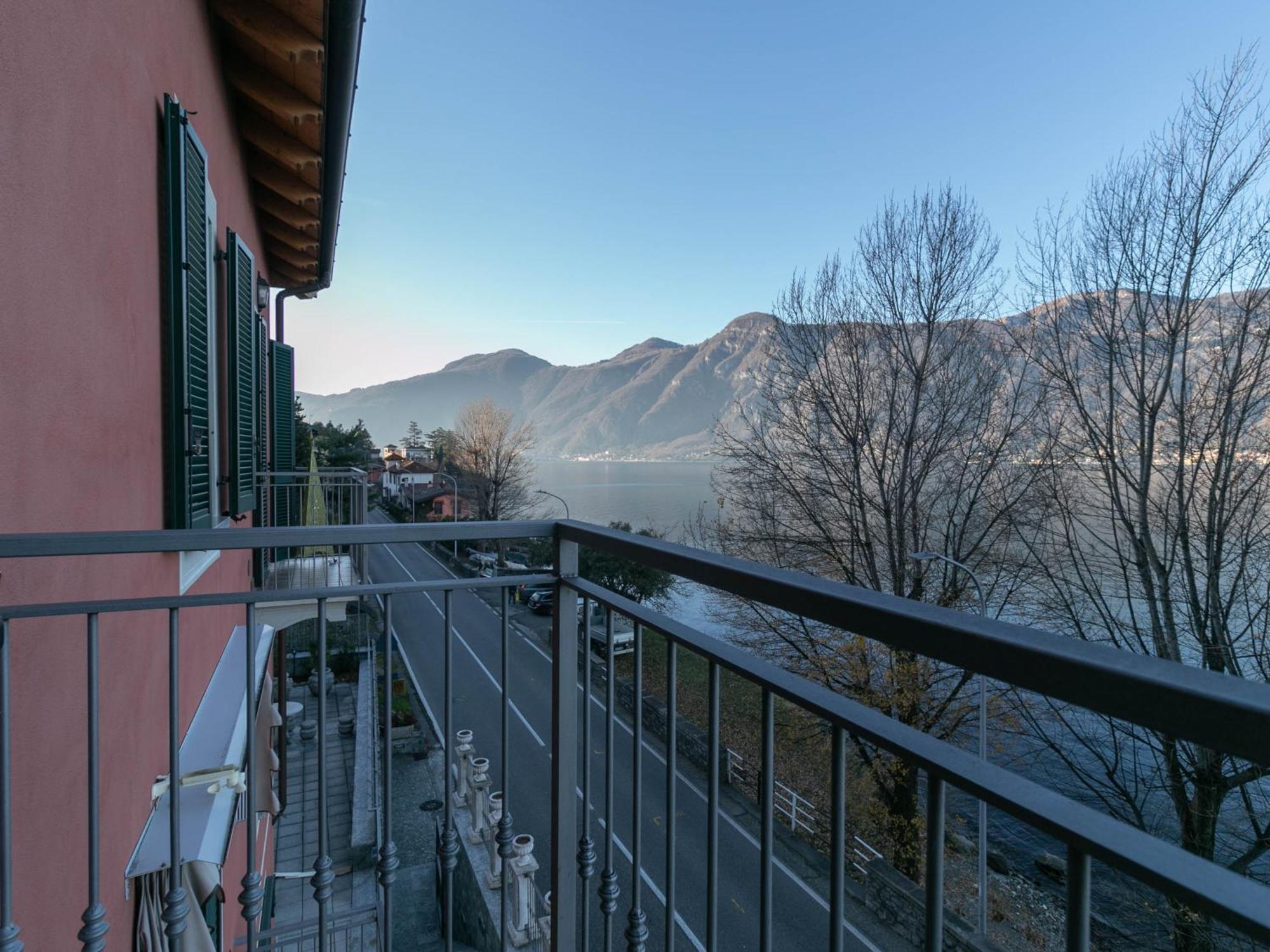 Villa Olcio - Al Lago Мандельо дел Ларио Екстериор снимка