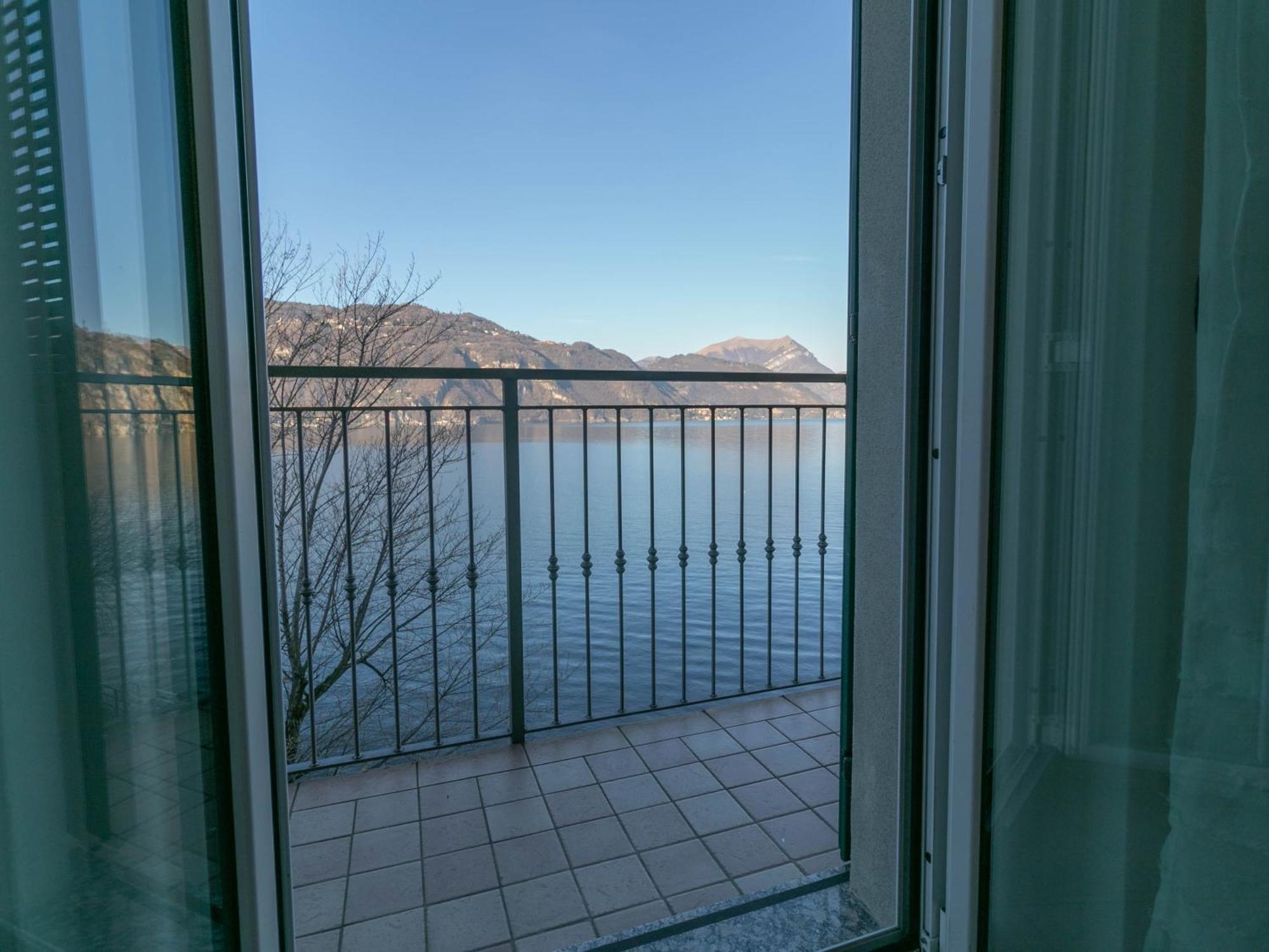 Villa Olcio - Al Lago Мандельо дел Ларио Екстериор снимка