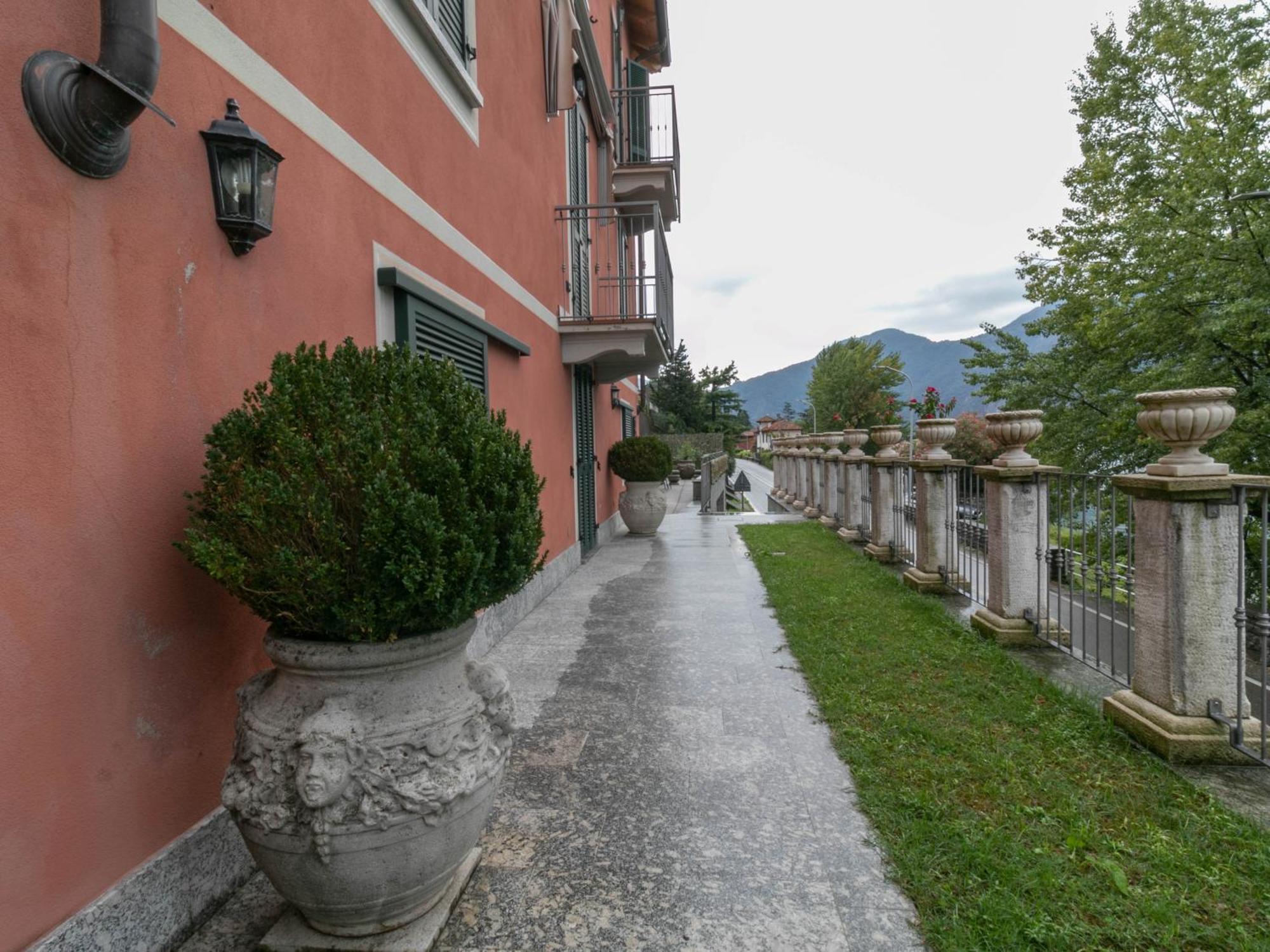 Villa Olcio - Al Lago Мандельо дел Ларио Екстериор снимка