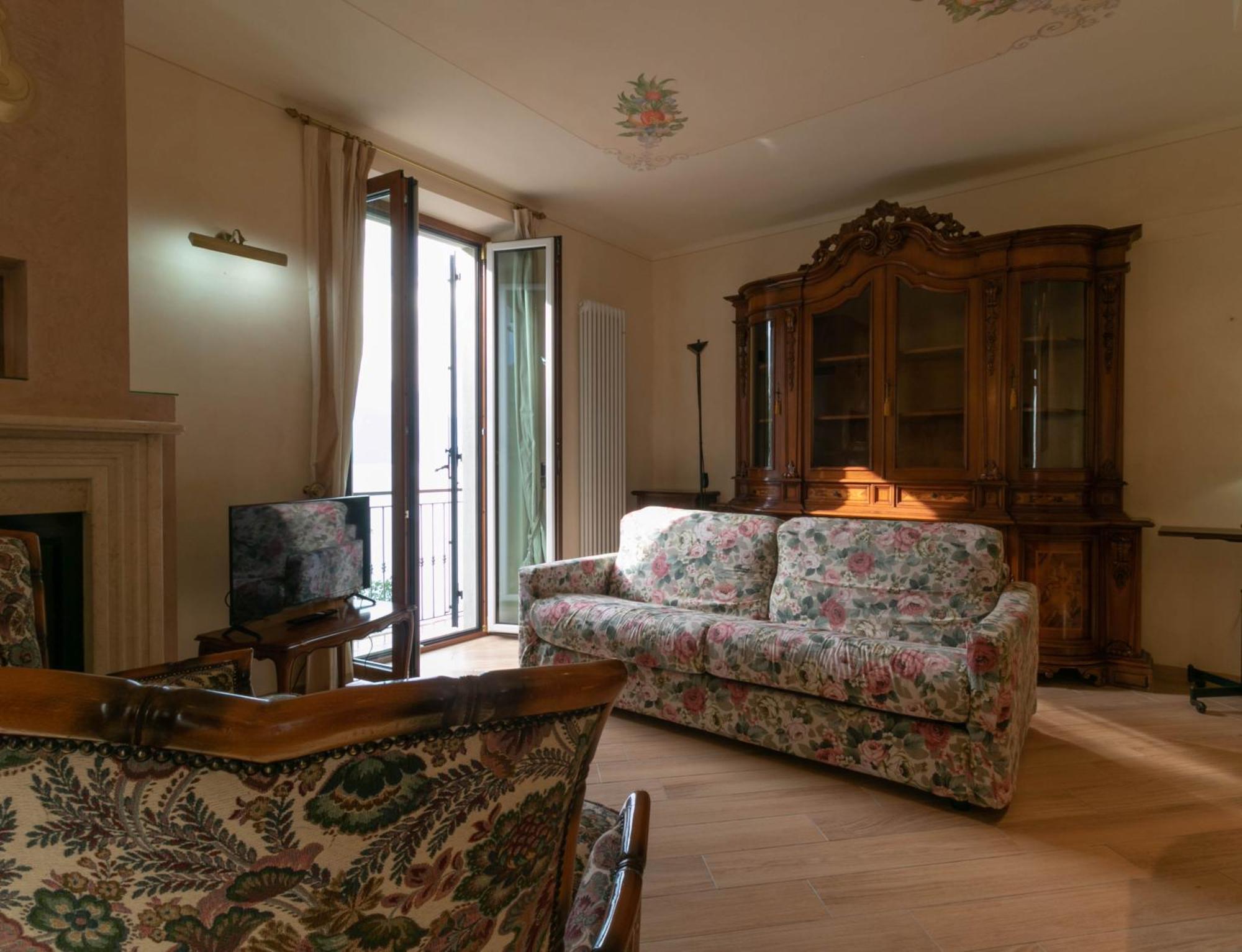 Villa Olcio - Al Lago Мандельо дел Ларио Екстериор снимка