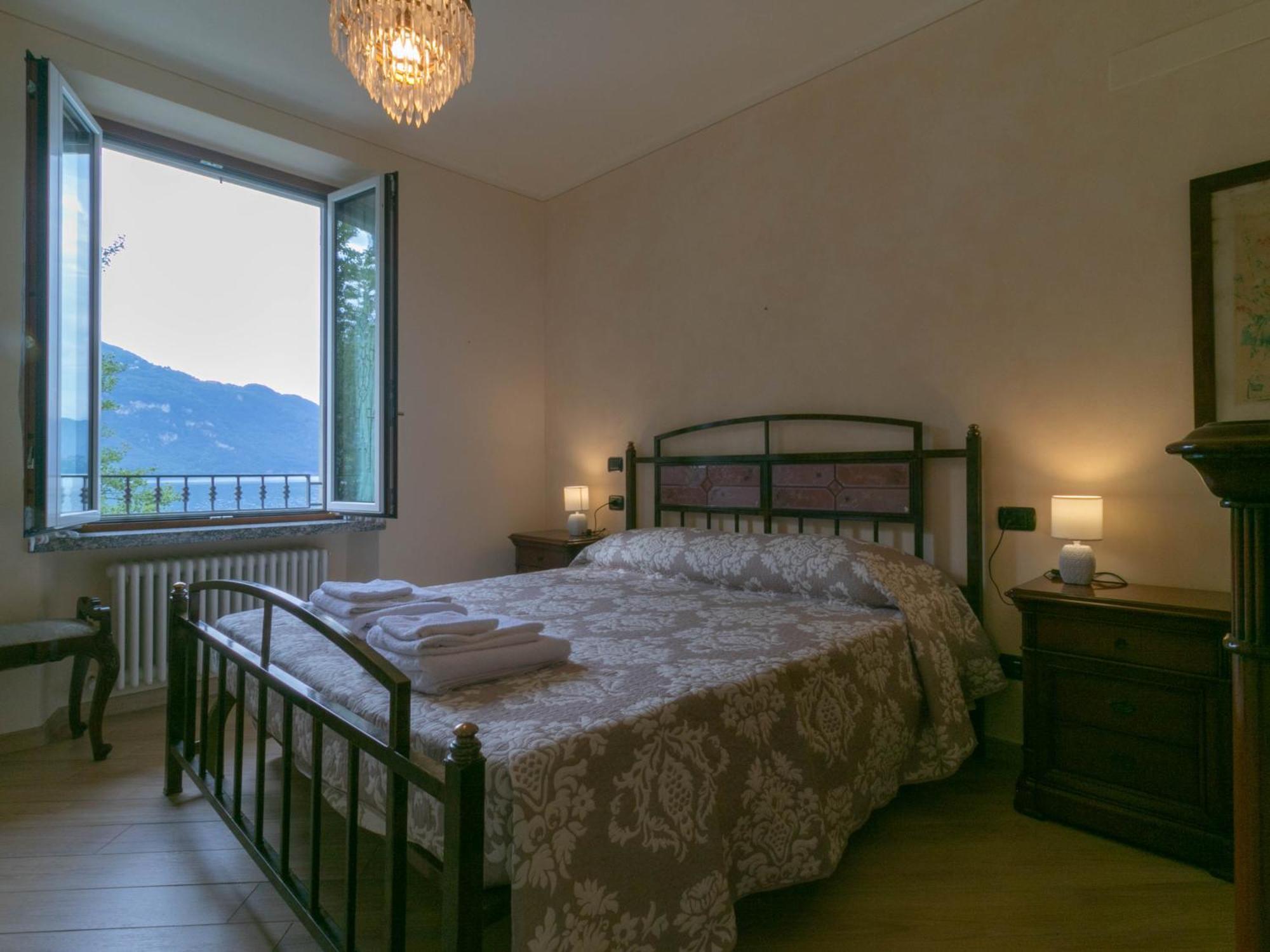 Villa Olcio - Al Lago Мандельо дел Ларио Екстериор снимка